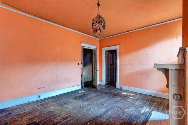 1120 E 33rd Street, Savannah, GA 31404