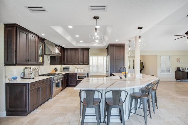 525 MANDALAY ROAD, Orlando, FL 32809