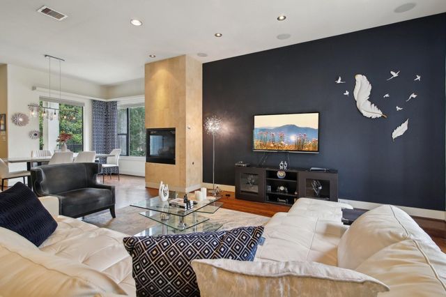 4129 Dickson Street, Houston, TX 77007