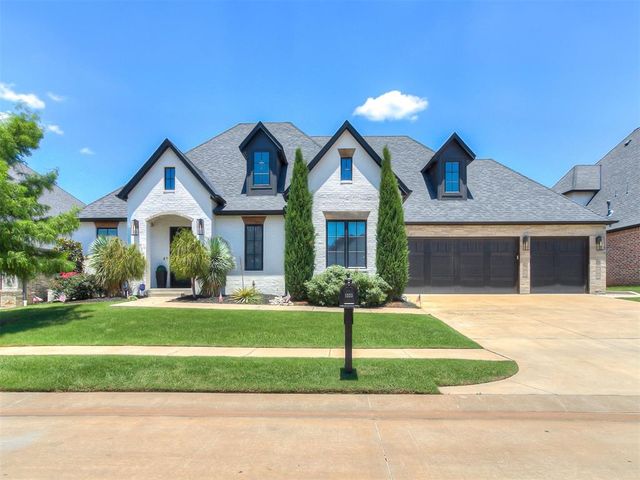 1333 Regency Bridge Circle, Edmond, OK 73034