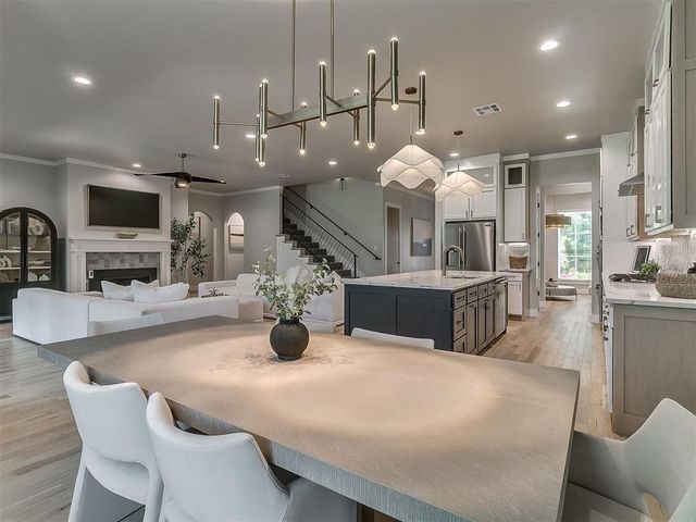 1333 Regency Bridge Circle, Edmond, OK 73034