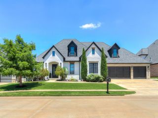 1333 Regency Bridge Circle, Edmond, OK 73034