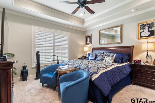 1303 Fairfield Ln, Tyler, TX 75703