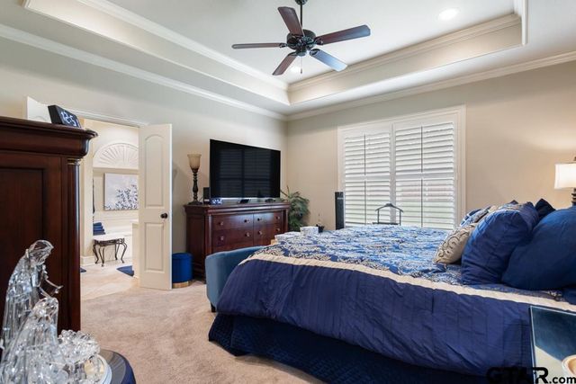 1303 Fairfield Ln, Tyler, TX 75703