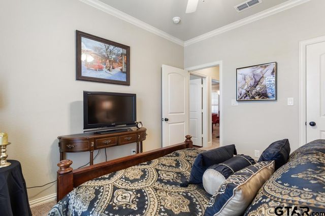 1303 Fairfield Ln, Tyler, TX 75703
