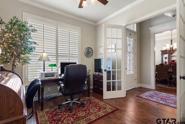 1303 Fairfield Ln, Tyler, TX 75703