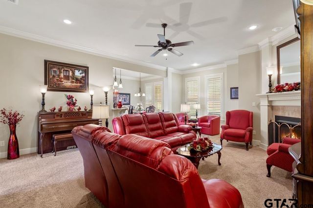 1303 Fairfield Ln, Tyler, TX 75703