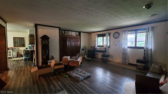 1204 Roseway Avenue SE, Warren, OH 44484