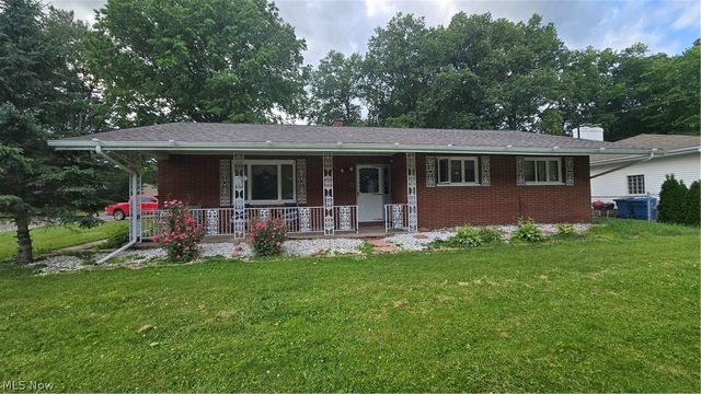 1204 Roseway Avenue SE, Warren, OH 44484