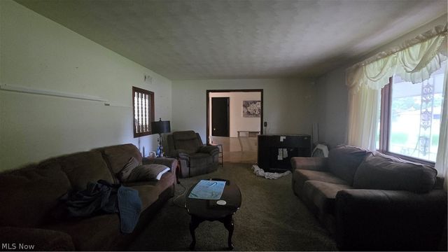 1204 Roseway Avenue SE, Warren, OH 44484