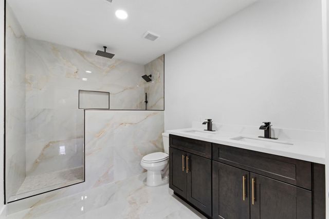 4710 Whispering Falls Drive, Houston, TX 77084