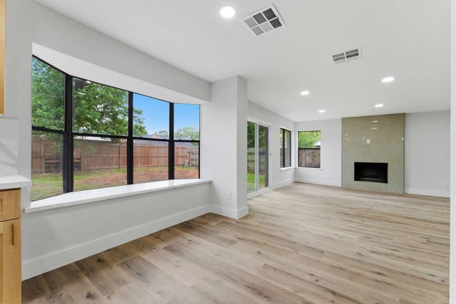 4710 Whispering Falls Drive, Houston, TX 77084