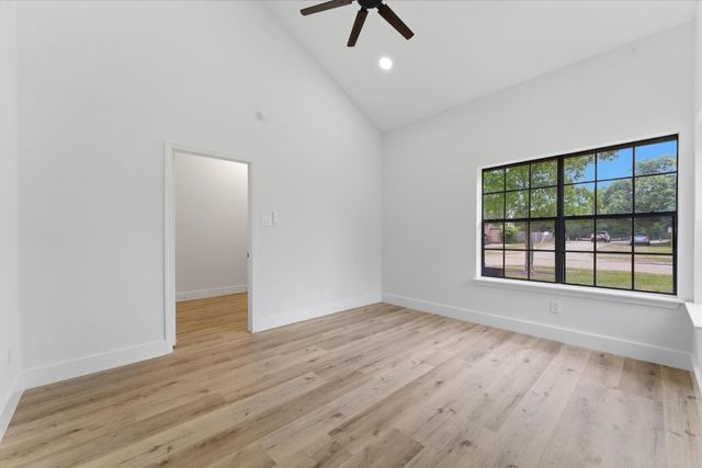 4710 Whispering Falls Drive, Houston, TX 77084