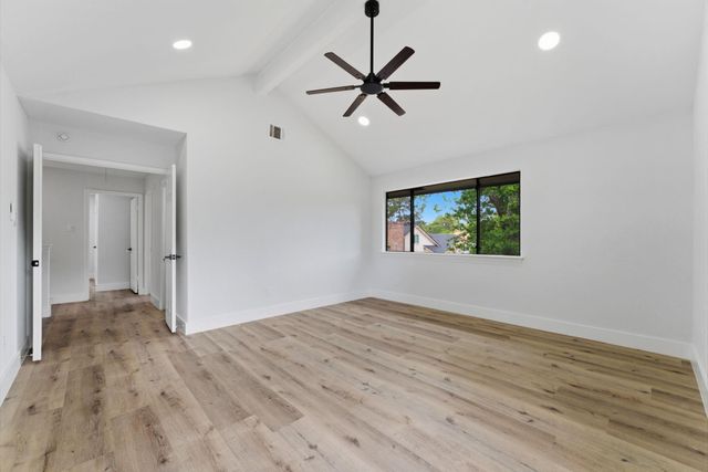 4710 Whispering Falls Drive, Houston, TX 77084