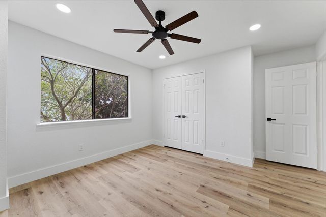 4710 Whispering Falls Drive, Houston, TX 77084