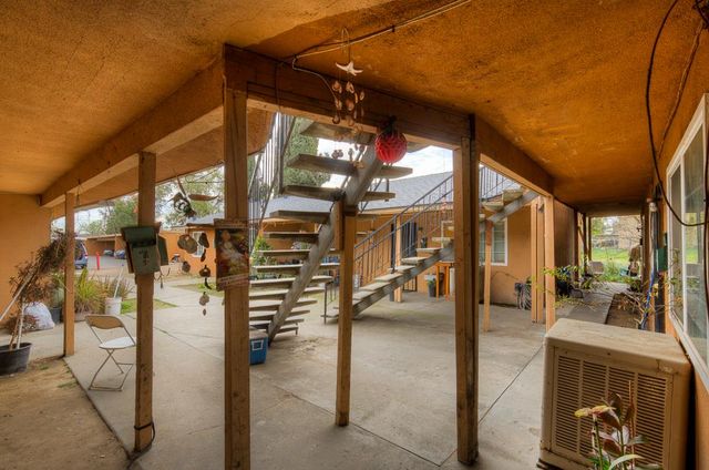 1275 N 8th Street, Fresno, CA 93703