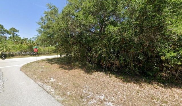 19034 Ridgedale Avenue, Port Charlotte, FL 33954