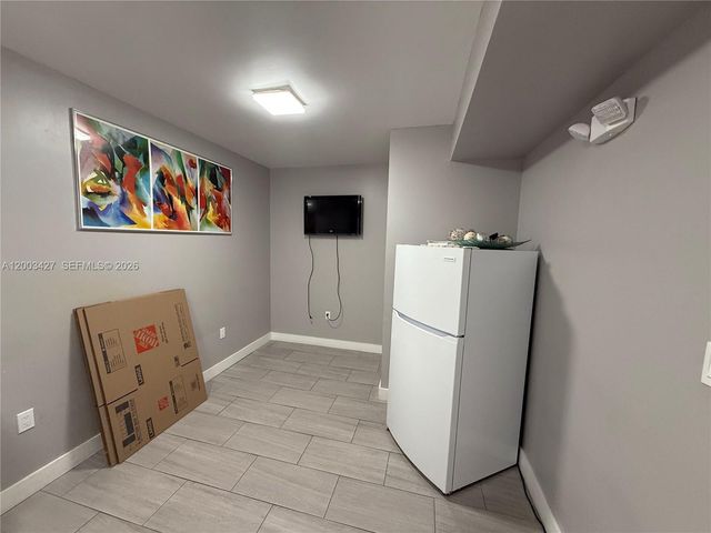 16155 SW 117th Avenue B18, Miami, FL 33177