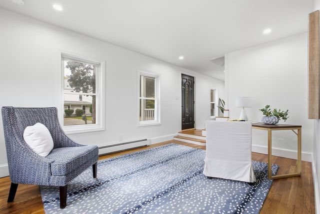 101 Central St, Rockland, MA 02370