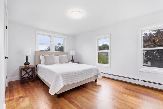 101 Central St, Rockland, MA 02370