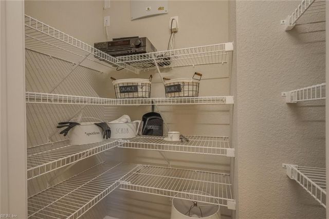2017 Laycock Ln Unit 100, Suffolk, VA 23435