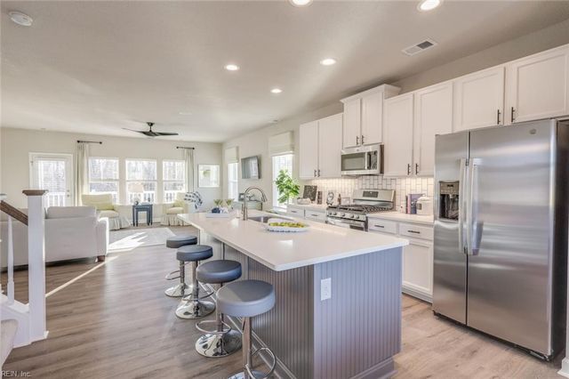 2017 Laycock Ln Unit 100, Suffolk, VA 23435