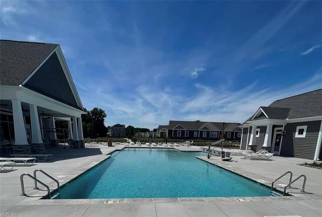 2017 Laycock Ln Unit 100, Suffolk, VA 23435