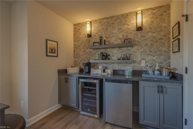 2017 Laycock Ln Unit 100, Suffolk, VA 23435