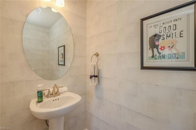 2017 Laycock Ln Unit 100, Suffolk, VA 23435