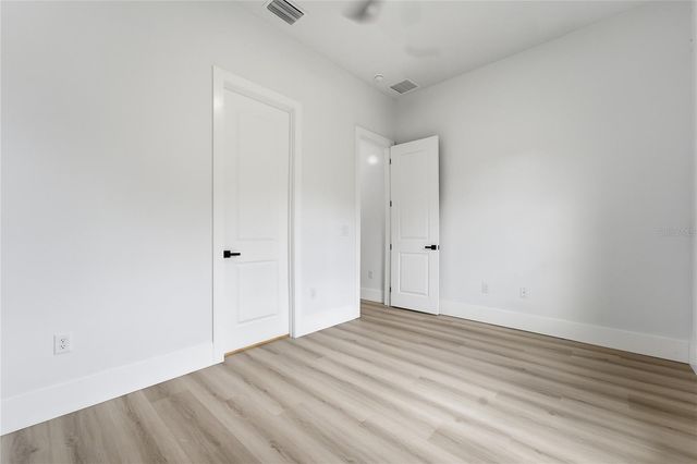 3812 E WALKER STREET, Inverness, FL 34453