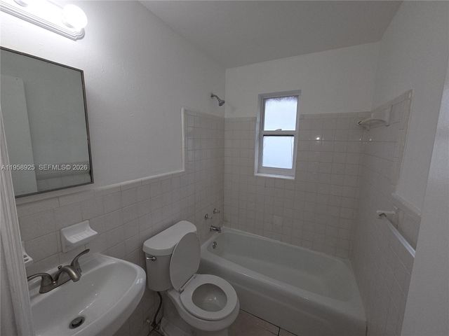 726 21st St 2, West Palm Beach, FL 33407