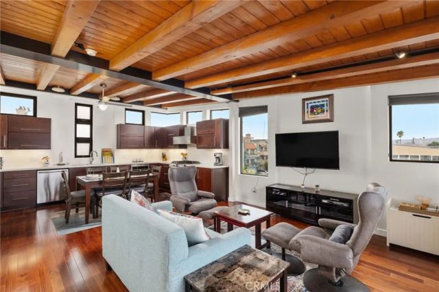 925 Monterey, Hermosa Beach, CA 90254