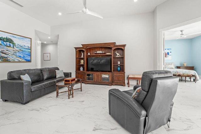 3352 SE Cascadia Way, Hobe Sound, FL 33455