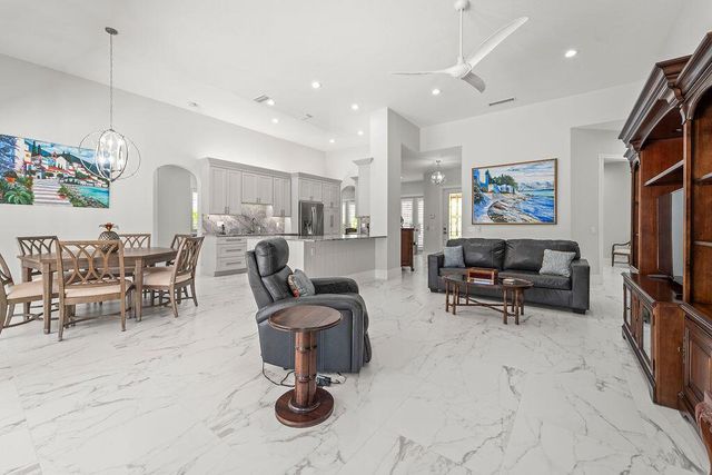 3352 SE Cascadia Way, Hobe Sound, FL 33455