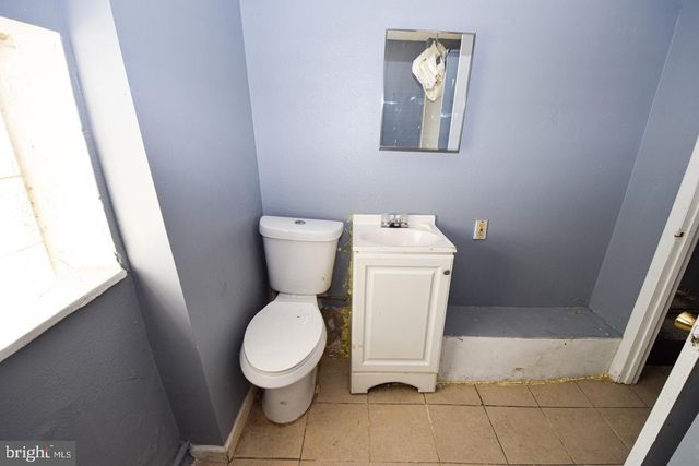 2101 W BALTIMORE ST W, Baltimore, MD 21223