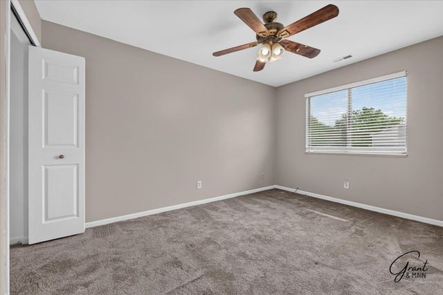 30761 Hidden Pines Lane, Roseville, MI 48066
