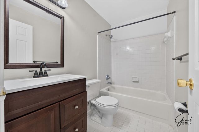 30761 Hidden Pines Lane, Roseville, MI 48066