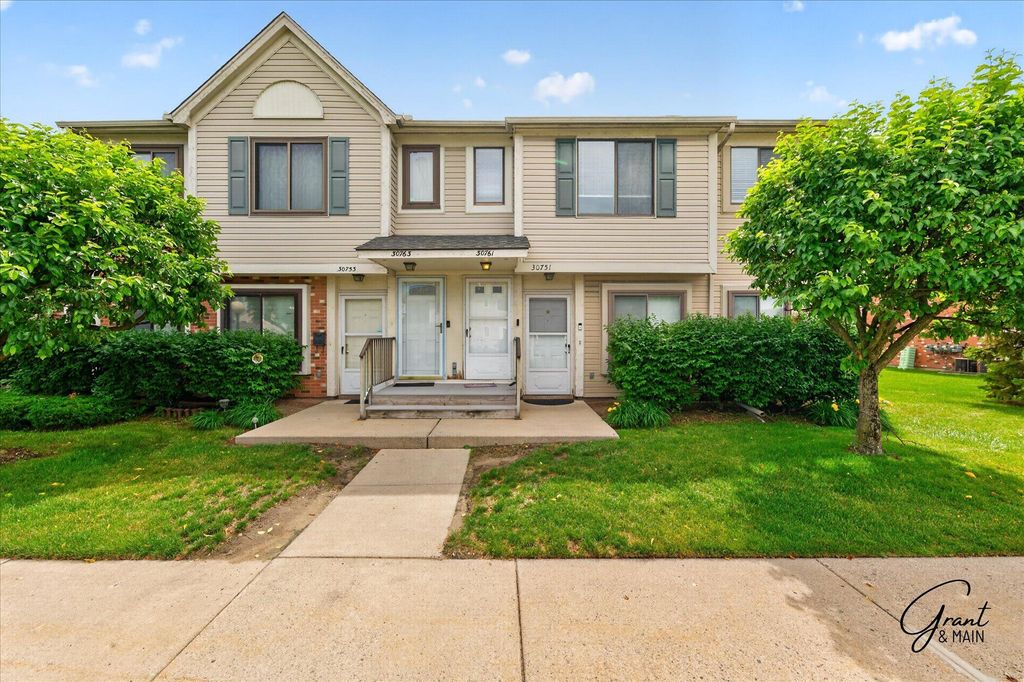 30761 Hidden Pines Lane, Roseville, MI 48066