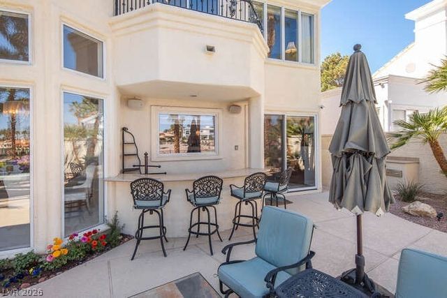 8856 Rainbow Ridge Drive, Las Vegas, NV 89117