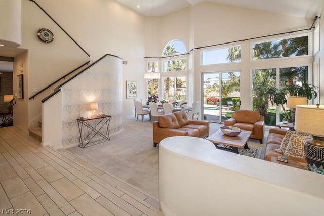 8856 Rainbow Ridge Drive, Las Vegas, NV 89117