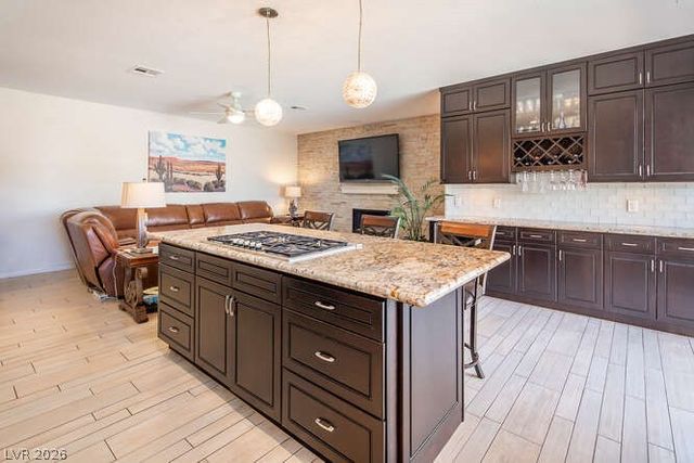 8856 Rainbow Ridge Drive, Las Vegas, NV 89117