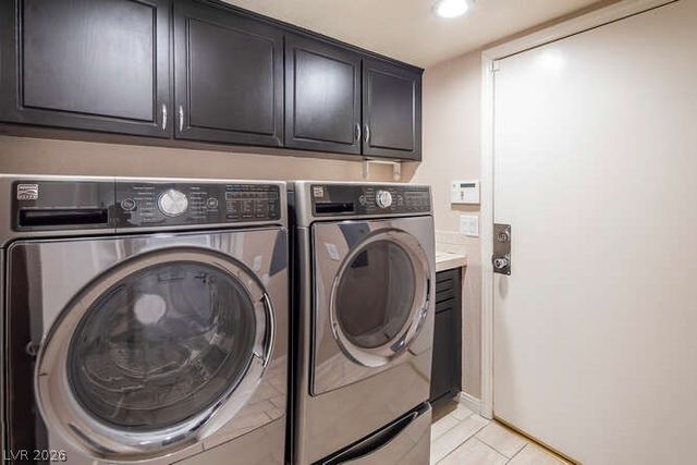 8856 Rainbow Ridge Drive, Las Vegas, NV 89117