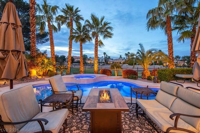 8856 Rainbow Ridge Drive, Las Vegas, NV 89117