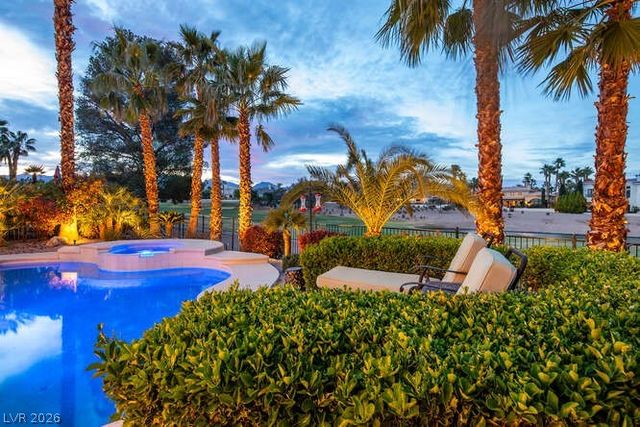 8856 Rainbow Ridge Drive, Las Vegas, NV 89117