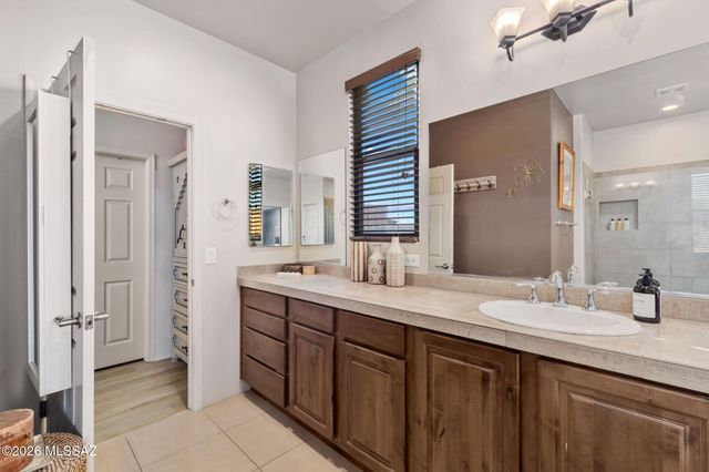 474 E Croydon Park Road, Tucson, AZ 85704