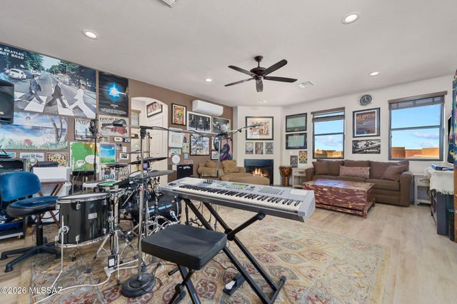 474 E Croydon Park Road, Tucson, AZ 85704