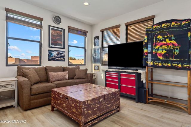 474 E Croydon Park Road, Tucson, AZ 85704