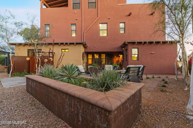 474 E Croydon Park Road, Tucson, AZ 85704