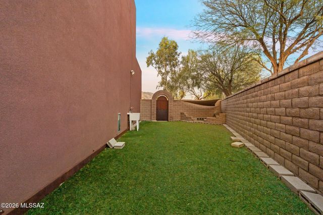 474 E Croydon Park Road, Tucson, AZ 85704