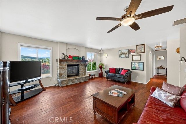 39775 Calle Bellagio, Temecula, CA 92592